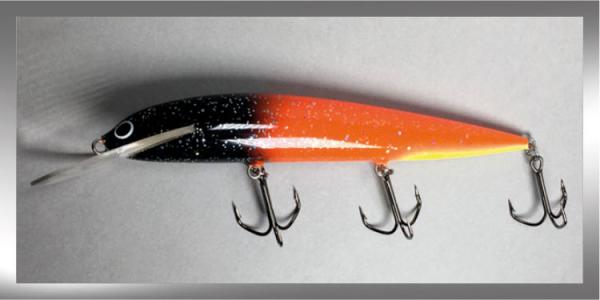 Karikko Wobbler, Länge: 18 cm, Farbe: Black-Head-Orange 042, schwimmend, von Suomen UistinThe Finnish Lure Company (Jarmo Rapala)